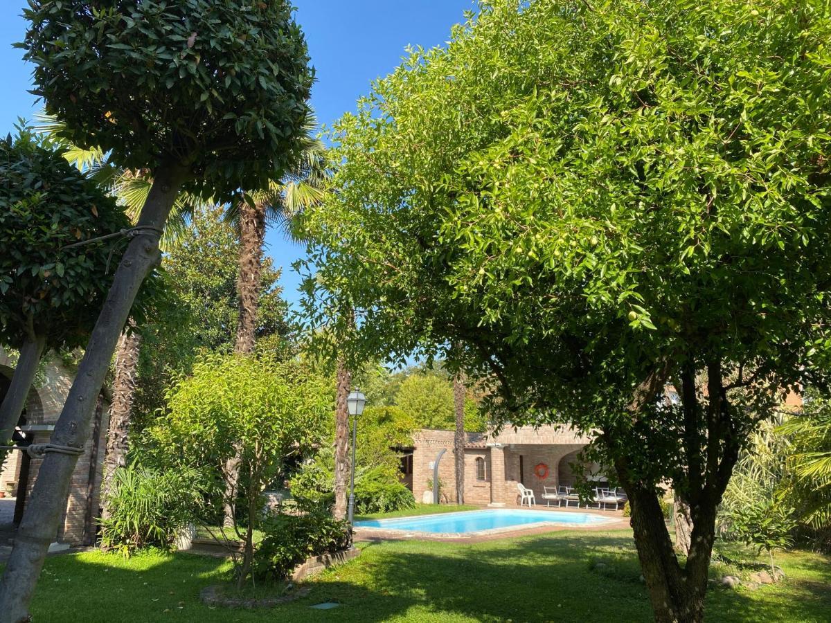 Dama Estense Copparo Exterior foto